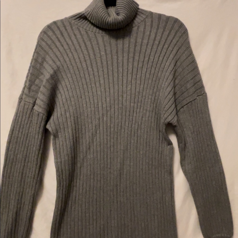 F21 grey turtleneck long sleeve mini dress